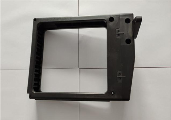 汽(qi)車模具(ju)